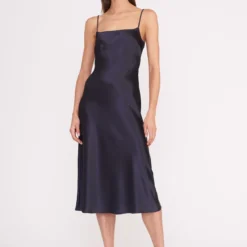 MEANDER DRESS | NAVY