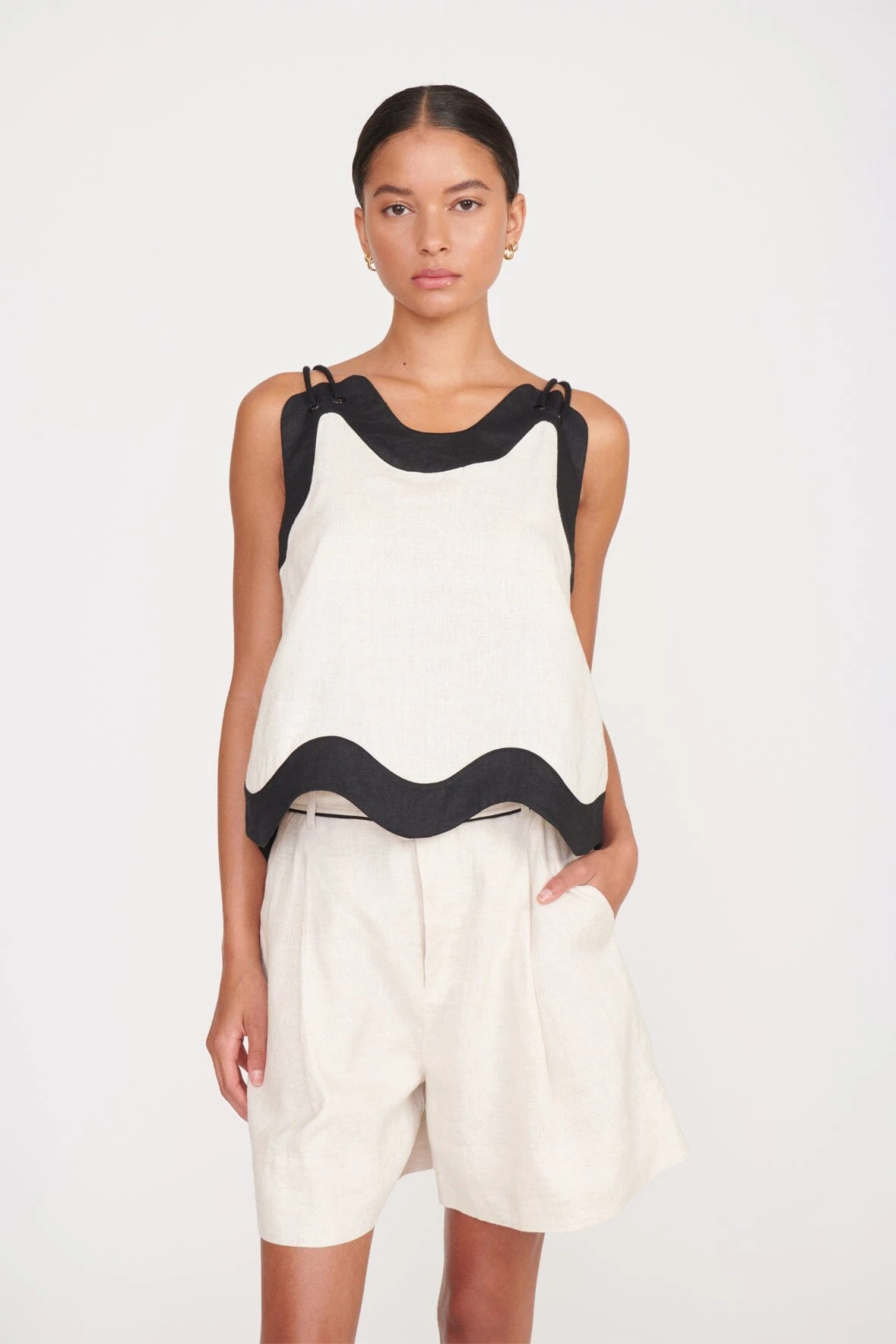 RENATA TOP | NATURAL BLACK 1 RENATA TOP | NATURAL BLACK