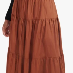 SEA SKIRT | TAN -Outlet Attirion Store Cargo Sweater Tan Black Sea Skirt Tan 00957 web