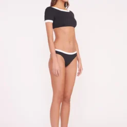 LILY SHORT SLEEVE BIKINI TOP | BLACK WHITE 8 LILY SHORT SLEEVE BIKINI TOP | BLACK WHITE -Outlet Attirion Store LILY TOP GEMMA BOTTOM BLACK WHITE 00504 web