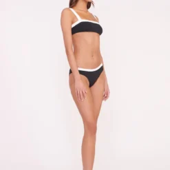 LIV BIKINI TOP | BLACK WHITE -Outlet Attirion Store LIV TOP GEMMA BOTTOM BLACK WHITE 00487 web