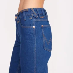 STAUD + WRANGLER THE BIKINI JEAN | DARK RINSE -Outlet Attirion Store Wrangler 0690 web