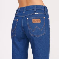STAUD + WRANGLER THE BIKINI JEAN | DARK RINSE -Outlet Attirion Store Wrangler 0693 web