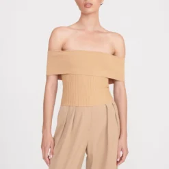 ARTISTRY TOP | CAMEL