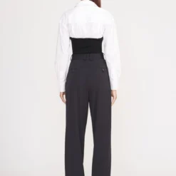 HAZEL TOP | BLACK WHITE -Outlet Attirion Store hazel top black white 5 c8d84b12 36e9 4ad2 bf3d e3cd9dc4addc