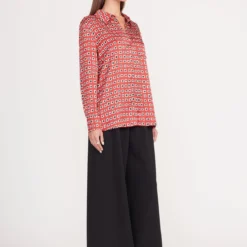 MARTHA TUNIC | RUBY GEOSCAPE -Outlet Attirion Store martha tunic ruby geoscape 9 a132885c fe30 4e1e bf61 3cc71e4088cd