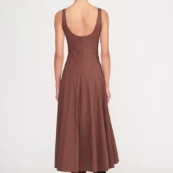 WELLS DRESS | MAHOGANY -Outlet Attirion Store wells dress mahogany 5 web 87a9a540 9f2e 4f8f b53d 0ff854b184a8